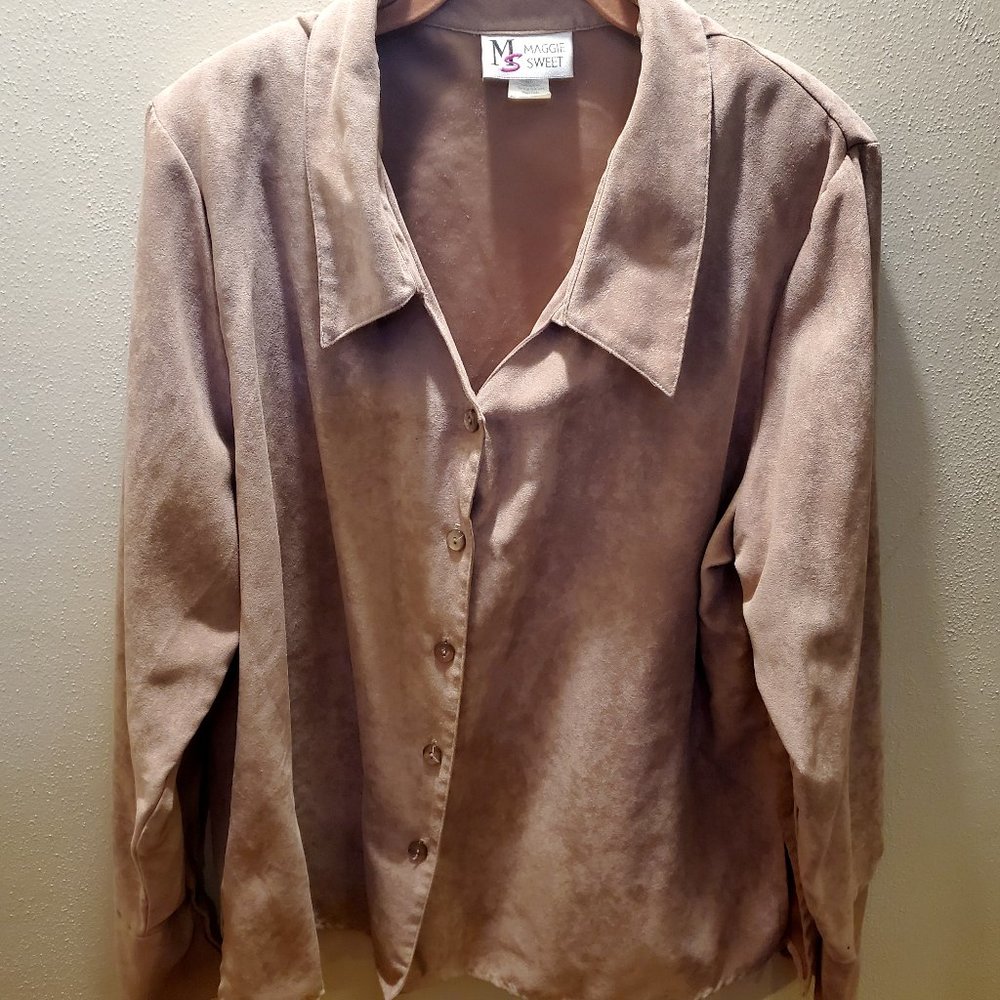 Maggie Sweet Button Down
